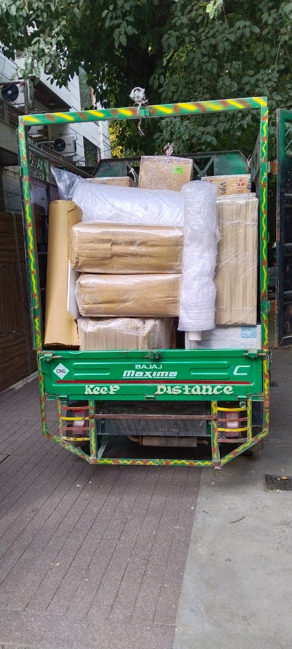 Professional packing and moving service